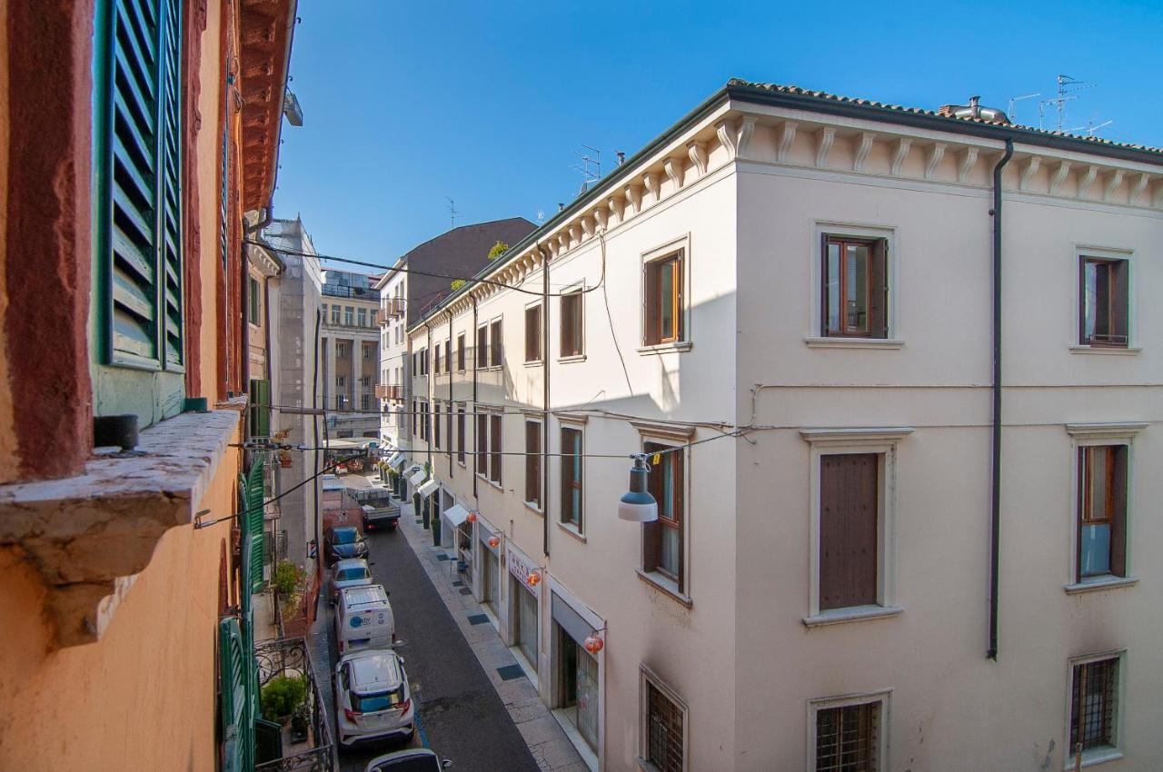 Il Cuscino Di Giulietta - 2 Min From Arena Verona Exterior foto